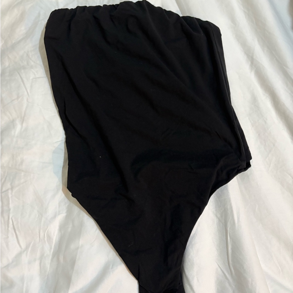 SKIMS Black Women's Top onyx